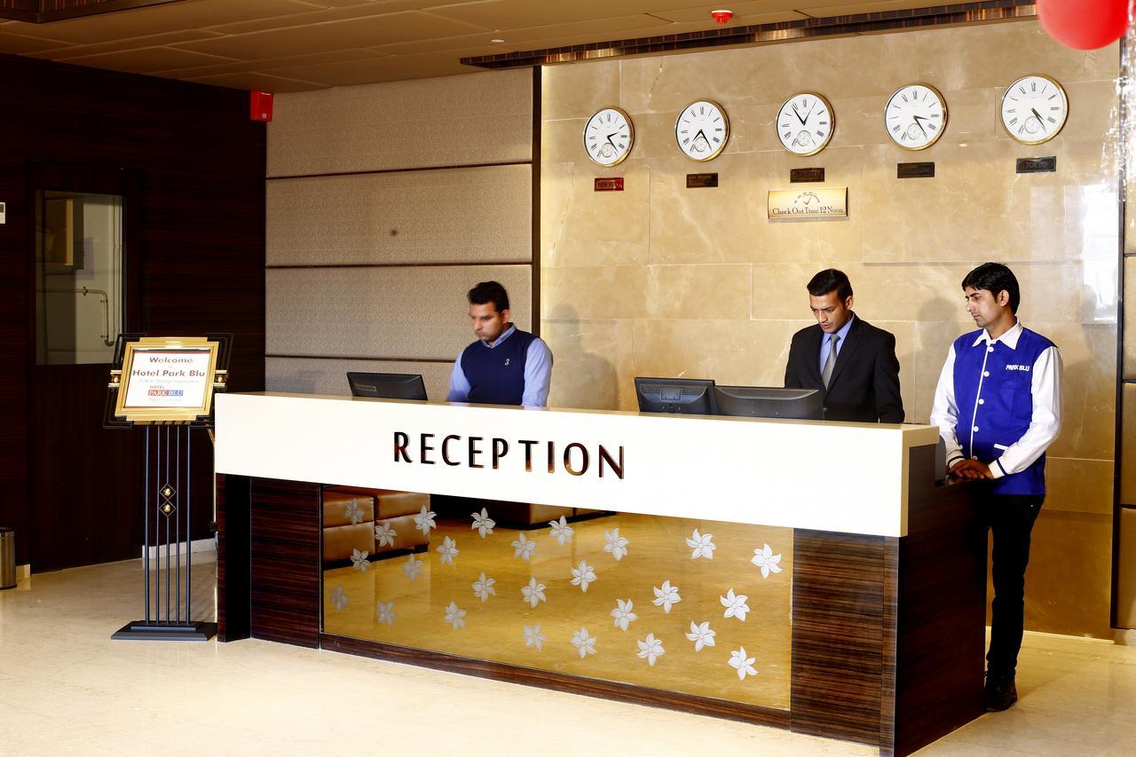 Sk Park Blu Hotel Сонипат Екстериор снимка
